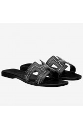Imitation Designer Replica Hermes Oran Studs Sandals In Black Leather HJ01333